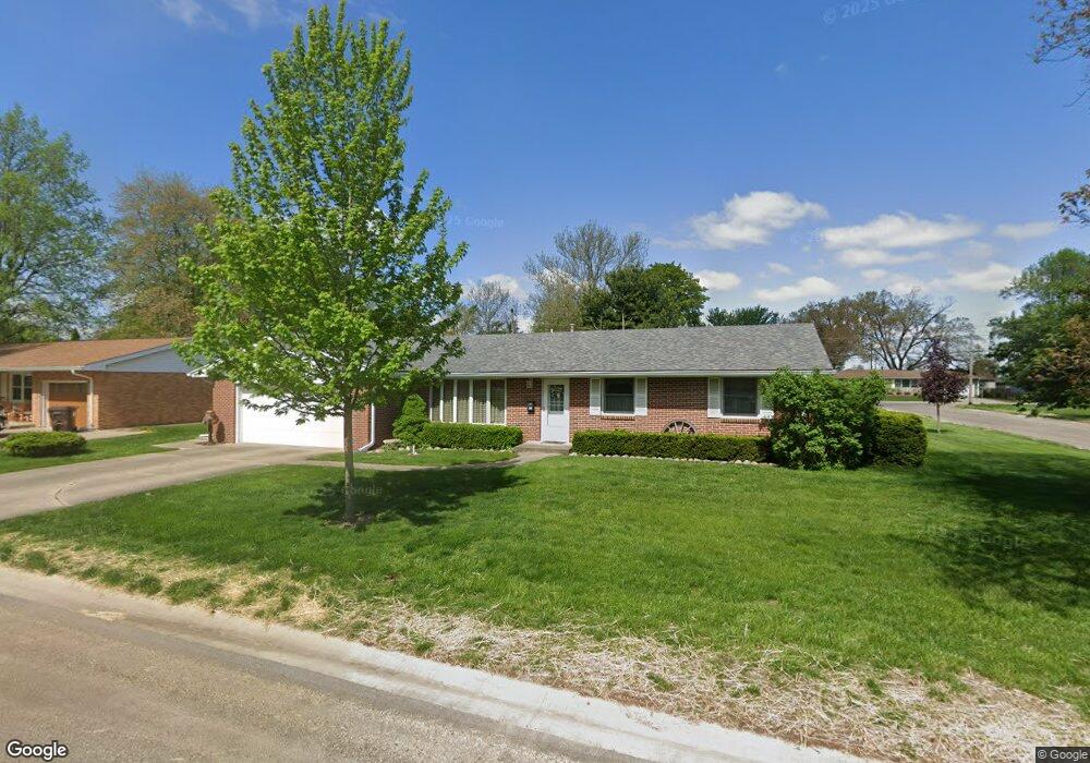 180 Eaton Dr, Lincoln, IL 62656 - photo 1