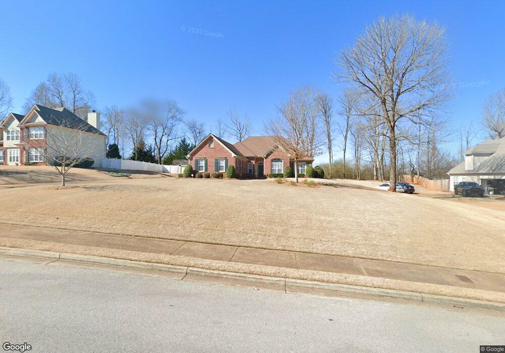 5026 Weatherstone Dr, Buford, GA 30519 - photo 1