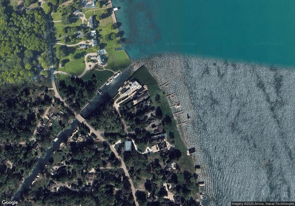 19477 Lighthouse Point unit PNT, Grosse Ile, MI 48138 - photo 1