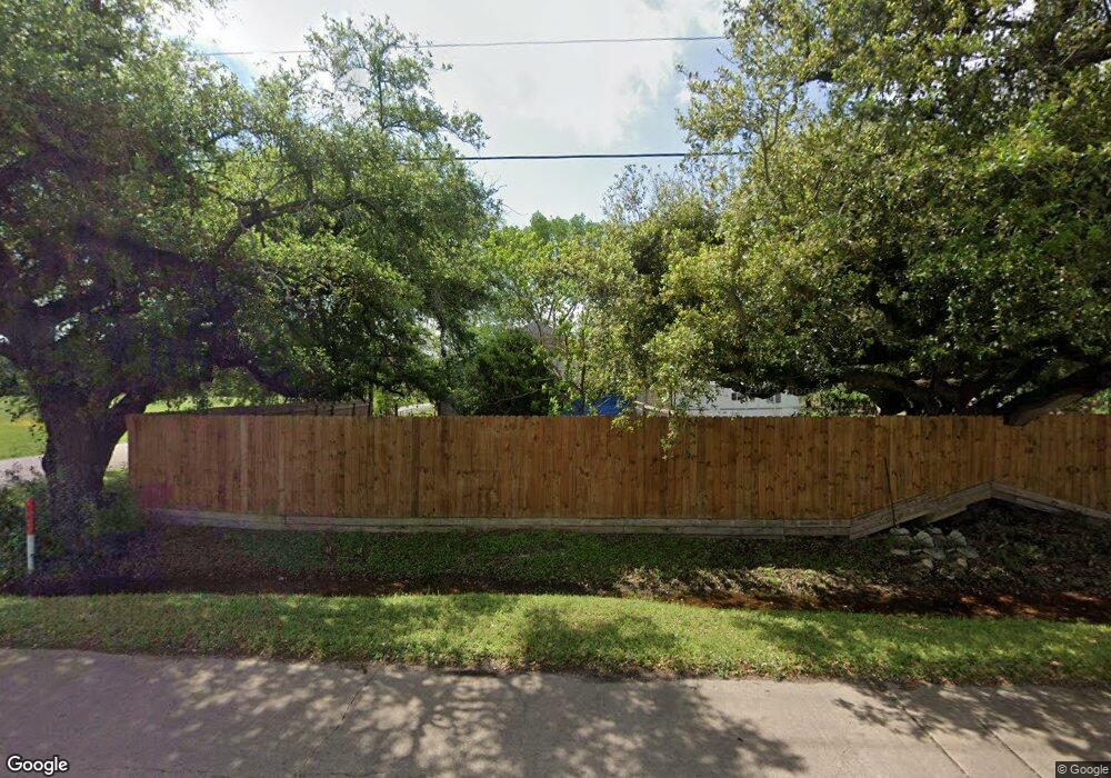 2412 Matthews St, Bay City, TX 77414 - photo 1