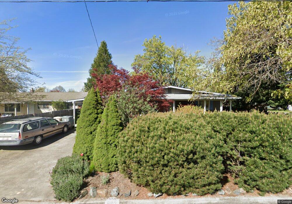 602 SW Western Ave, Grants Pass, OR 97526 - photo 1