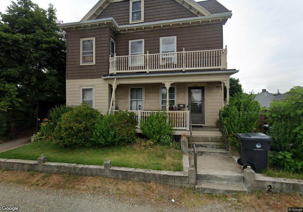 1112 Roosevelt Ave, Pawtucket, RI 02861 - photo 1