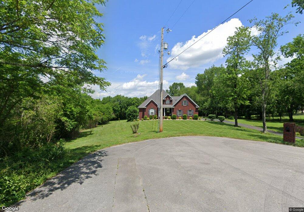 114 Kinder Dr, Shelbyville, TN 37160 - photo 1