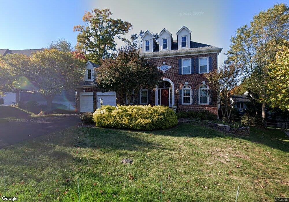 20563 Shadow Woods Ct, Sterling, VA 20165 - photo 1