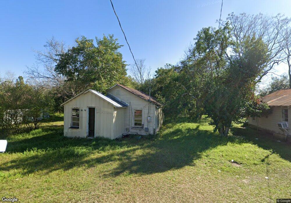 408 N Oak St, Adel, GA 31620 - photo 1