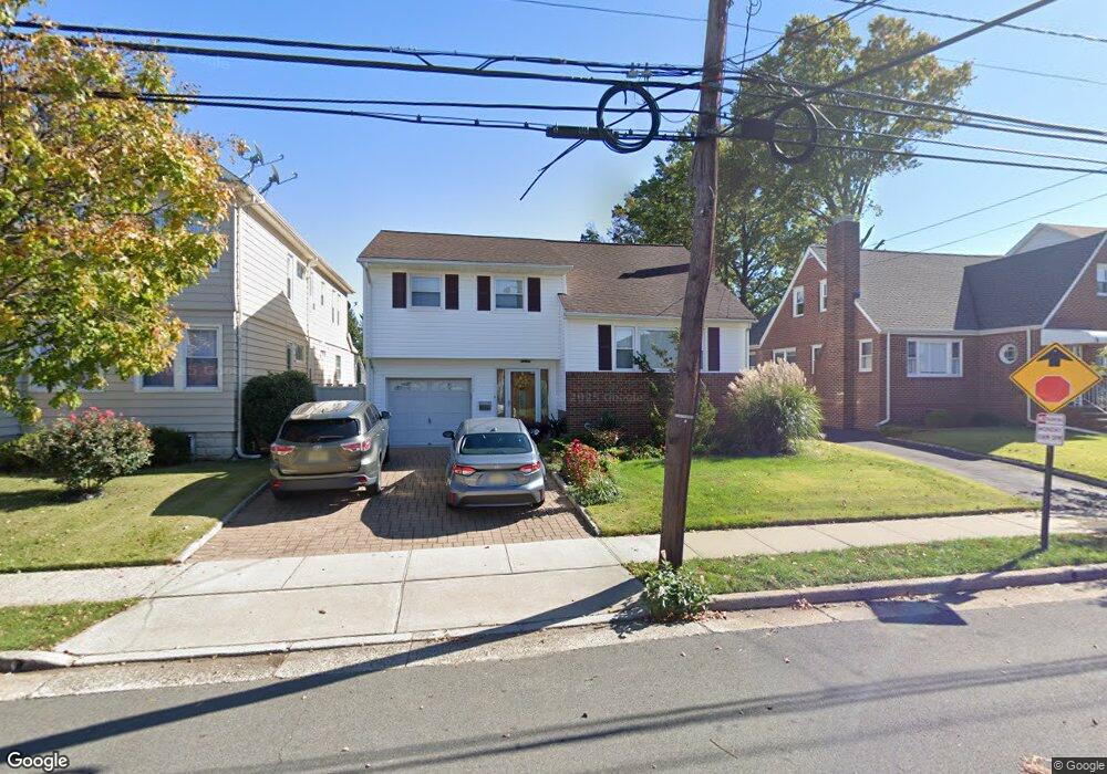 112 E Curtis St, Linden, NJ 07036 - photo 1