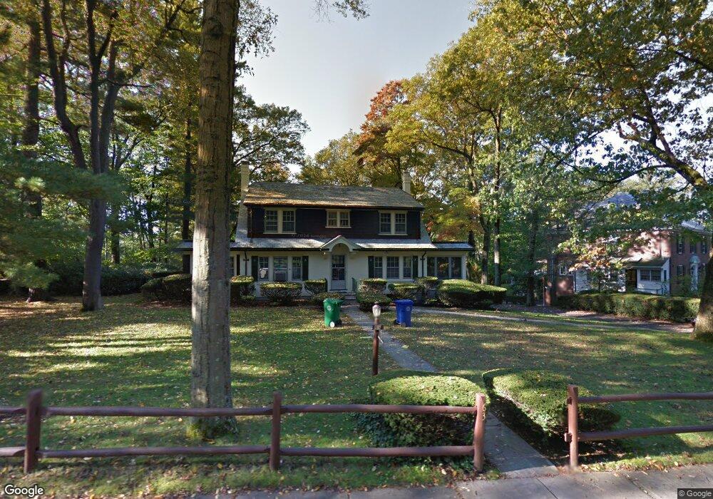 63 Bigelow Rd, West Newton, MA 02465 - photo 1