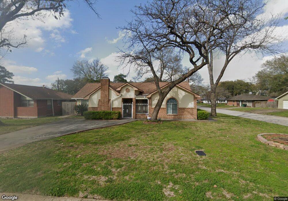 1202 W 30th St, Houston, TX 77018 - photo 1