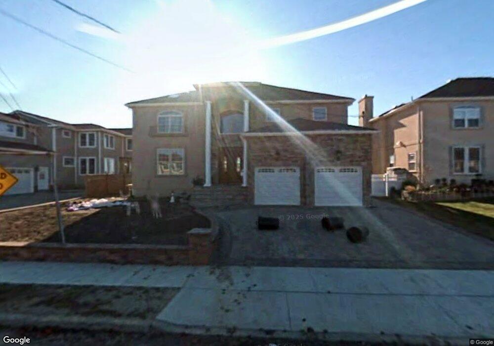 567 Bothner St, Oceanside, NY 11572 - photo 1