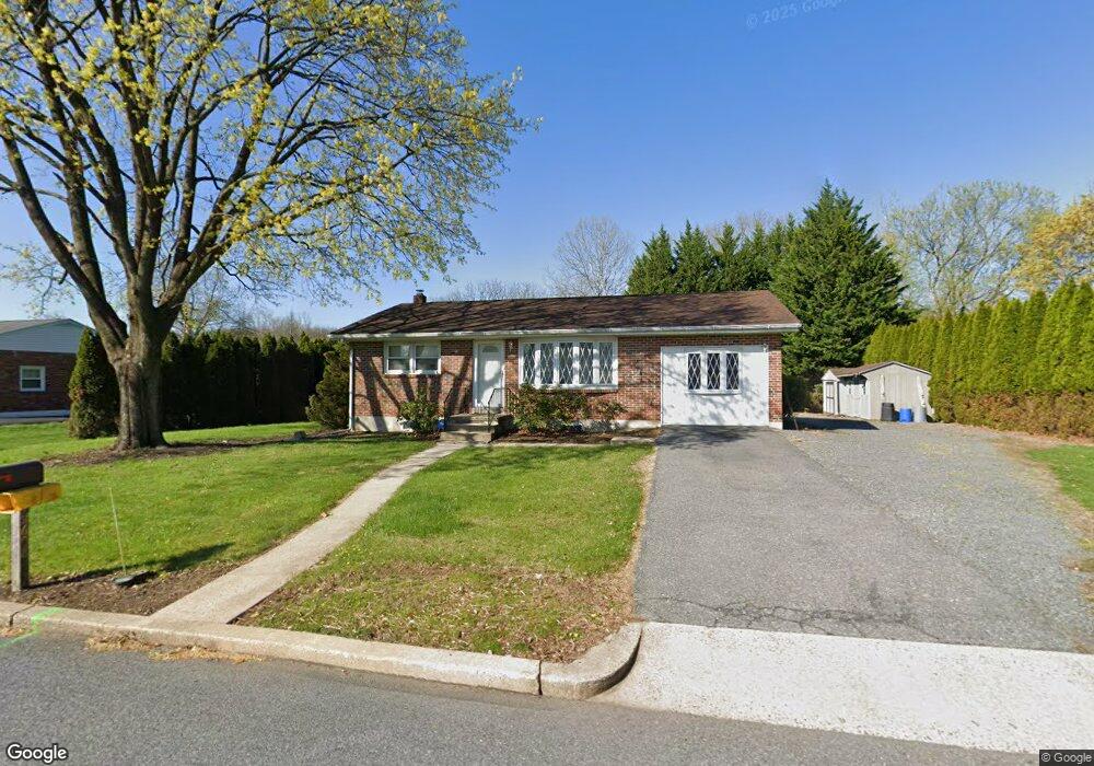 3608 Ardmore Ave, Reading, PA 19605 - photo 1