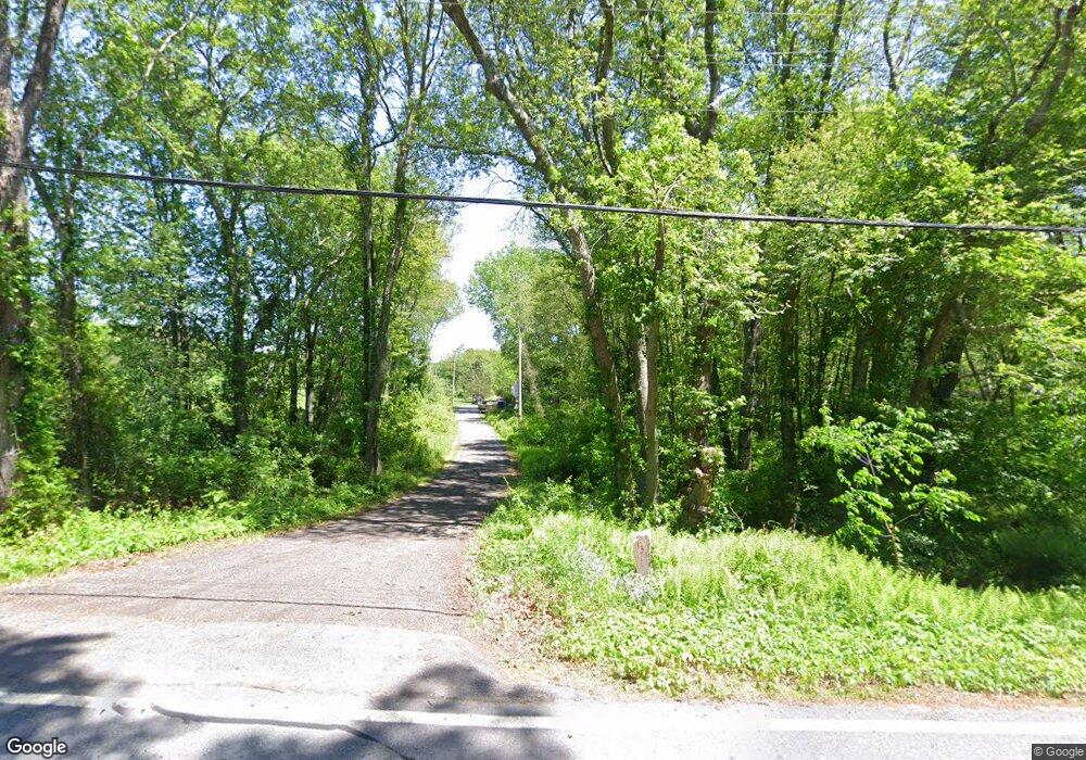 131 Potter Hill Rd, Westerly, RI 02891 - photo 1