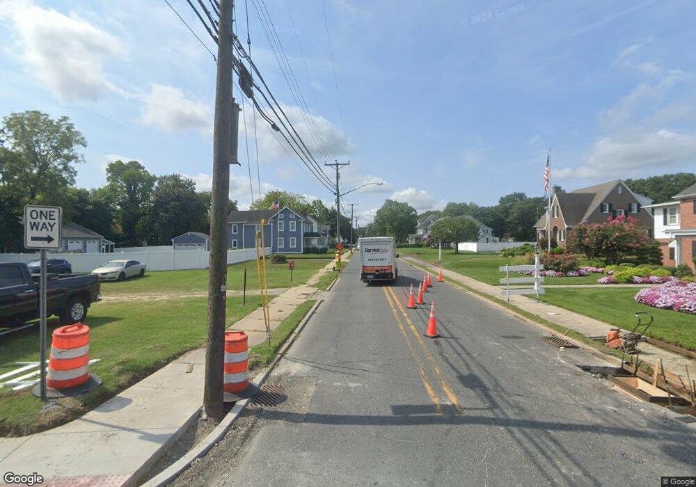 613 W 8th St, Laurel, DE 19956 - photo 1