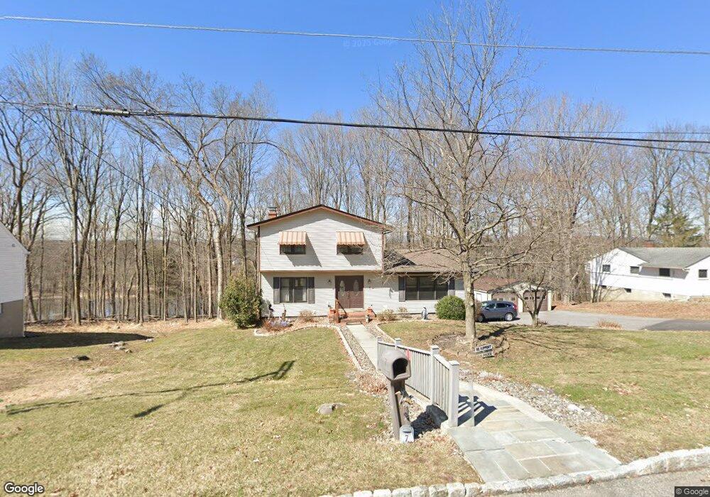 7 Westwood Dr, Walden, NY 12586 - photo 1