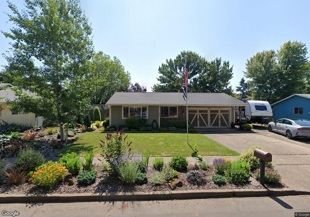 591 SE Maple St, Dundee, OR 97115 - photo 1