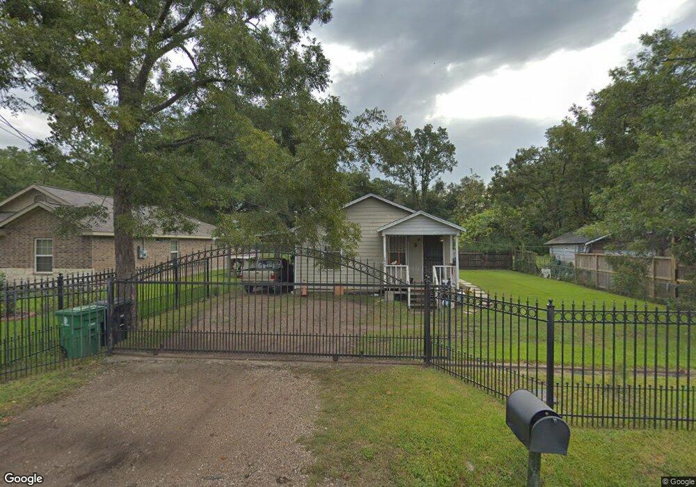 7610 Glass St, Houston, TX 77016 - photo 1