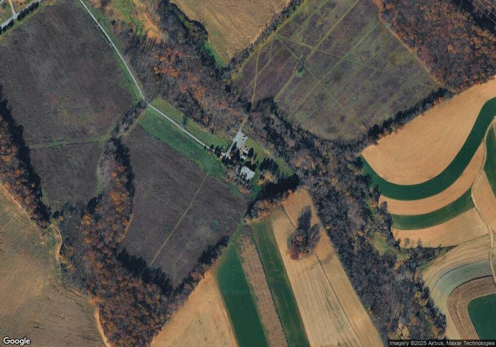 565 Clouser Rd, Hanover, PA 17331 - photo 1