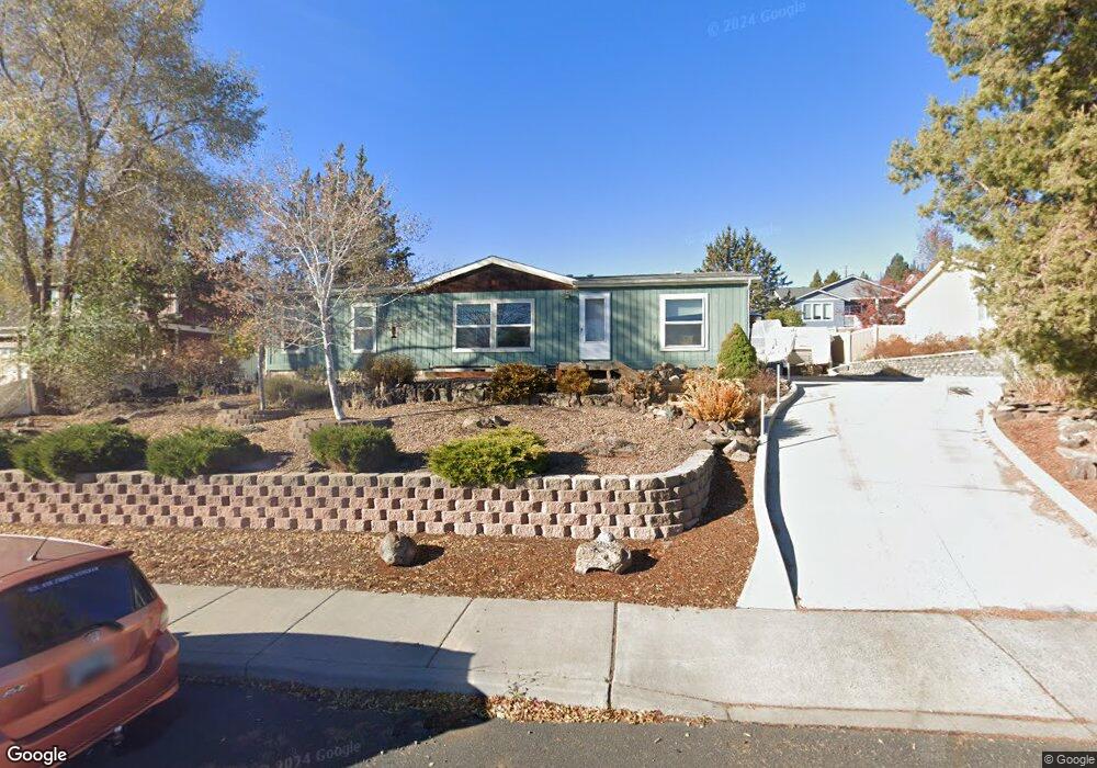 2743 SW 34th St, Redmond, OR 97756 - photo 1