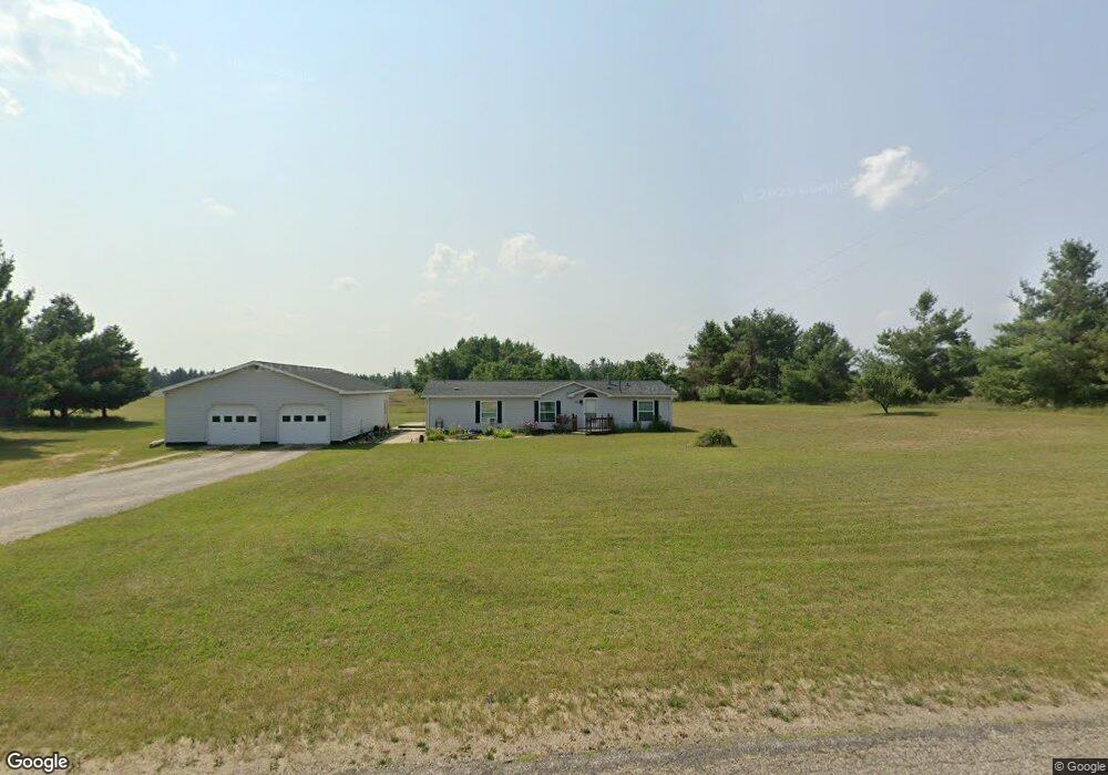 832 Summit St, Vanderbilt, MI 49795 - photo 1