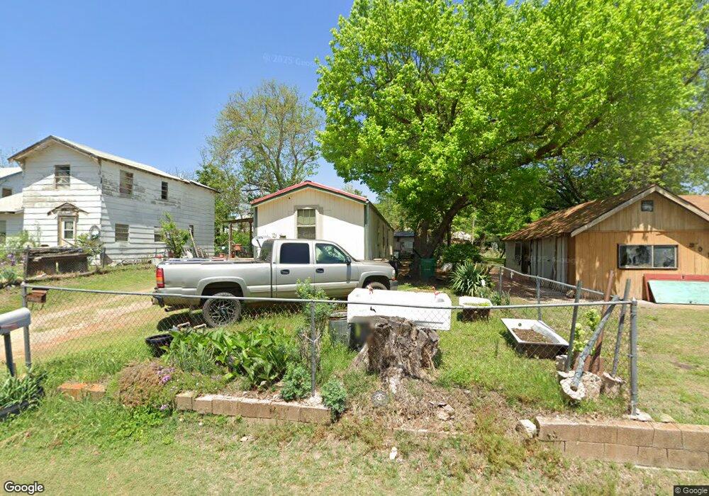 509 W Elm Ave, Duncan, OK 73533 - photo 1