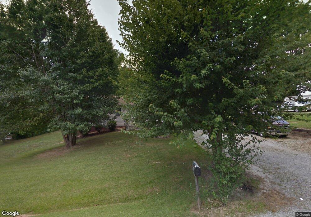 16 Massey Rd, Hendersonville, NC 28792 - photo 1