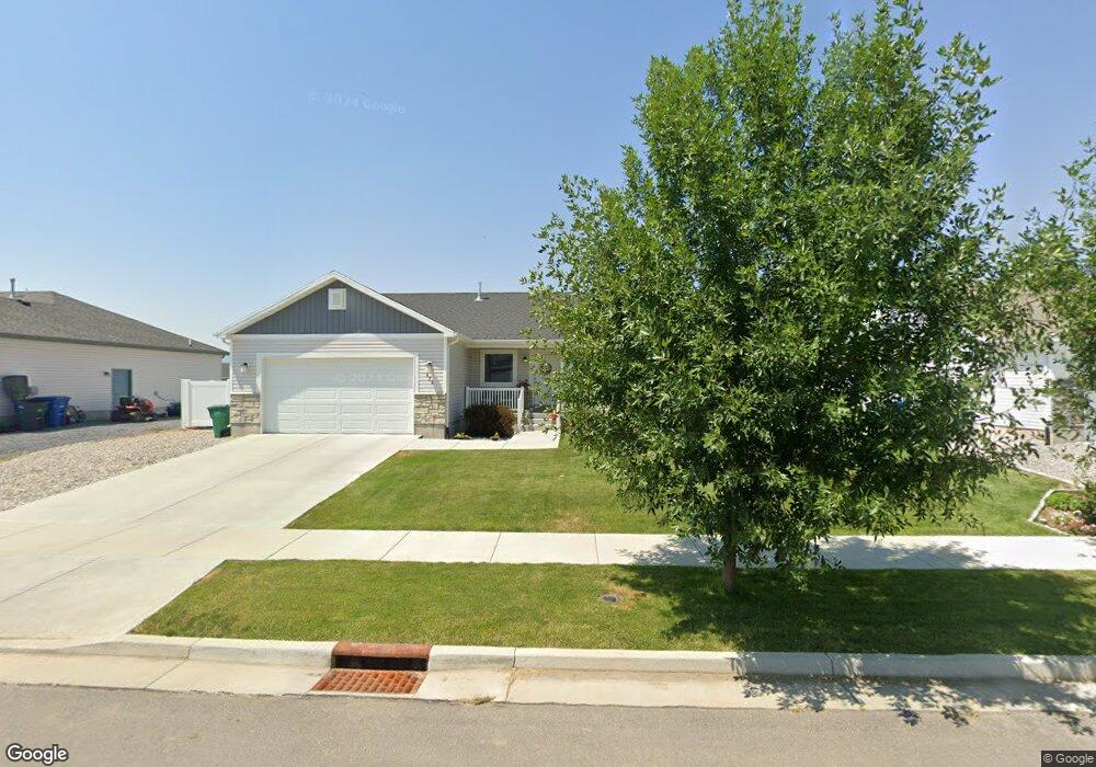 576 S 770 E, Hyrum, UT 84319 - photo 1