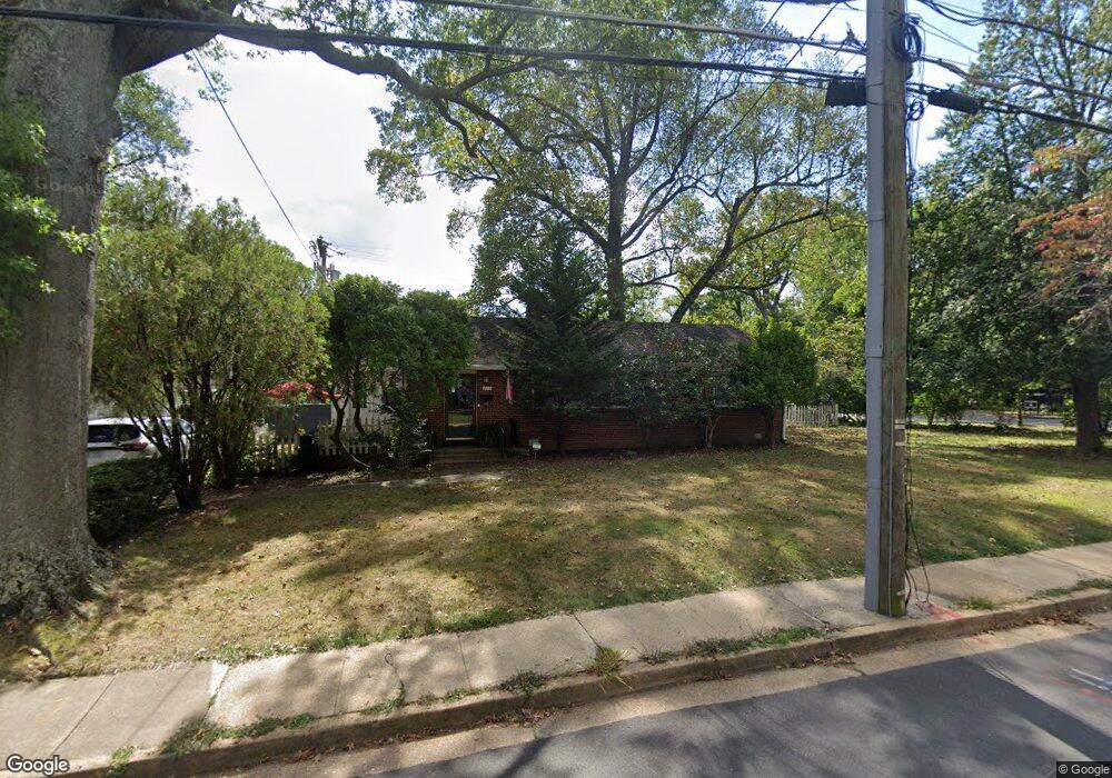 713 Lincoln Ave, Falls Church, VA 22046 - photo 1