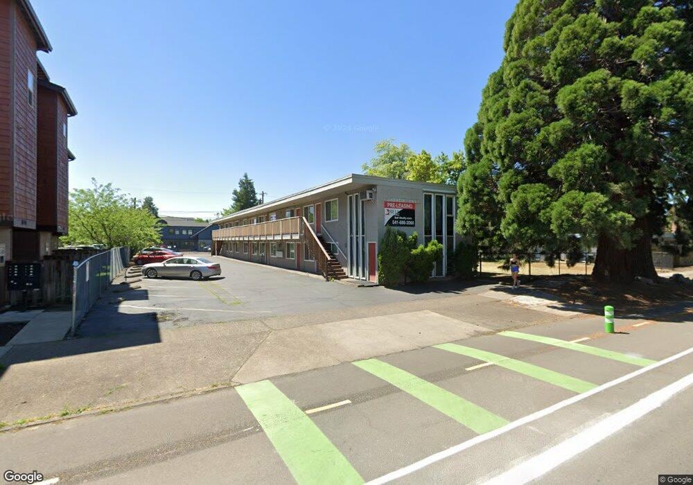 1550 High St unit 1-12, Eugene, OR 97401 - photo 1