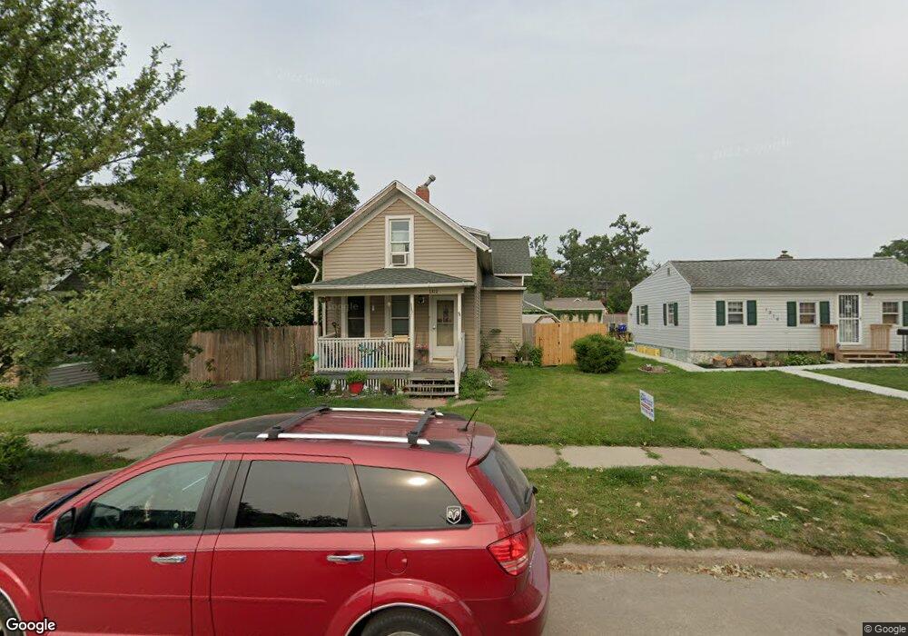 1312 10th St NW, Cedar Rapids, IA 52405 - photo 1