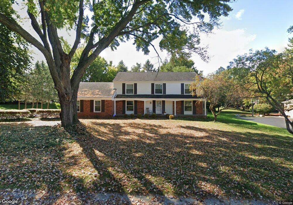 4344 Antique Ln, Bloomfield Hills, MI 48302 - photo 1