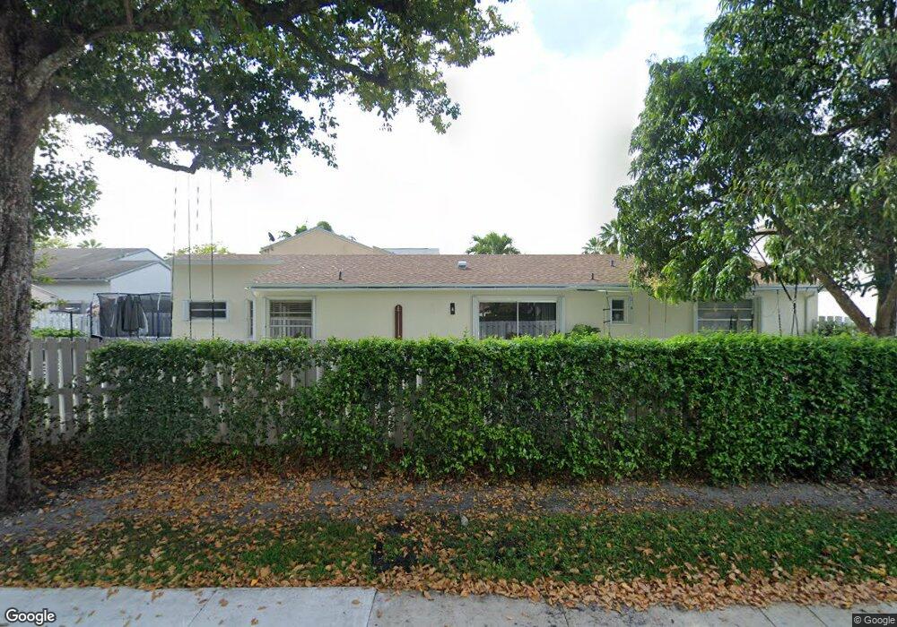 13960 Langley Place, Davie, FL 33325 - photo 1