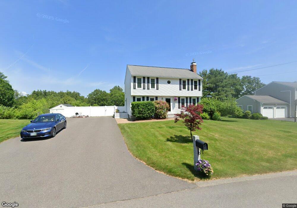 8 Newton St, MerriMacK, NH 03054 - photo 1