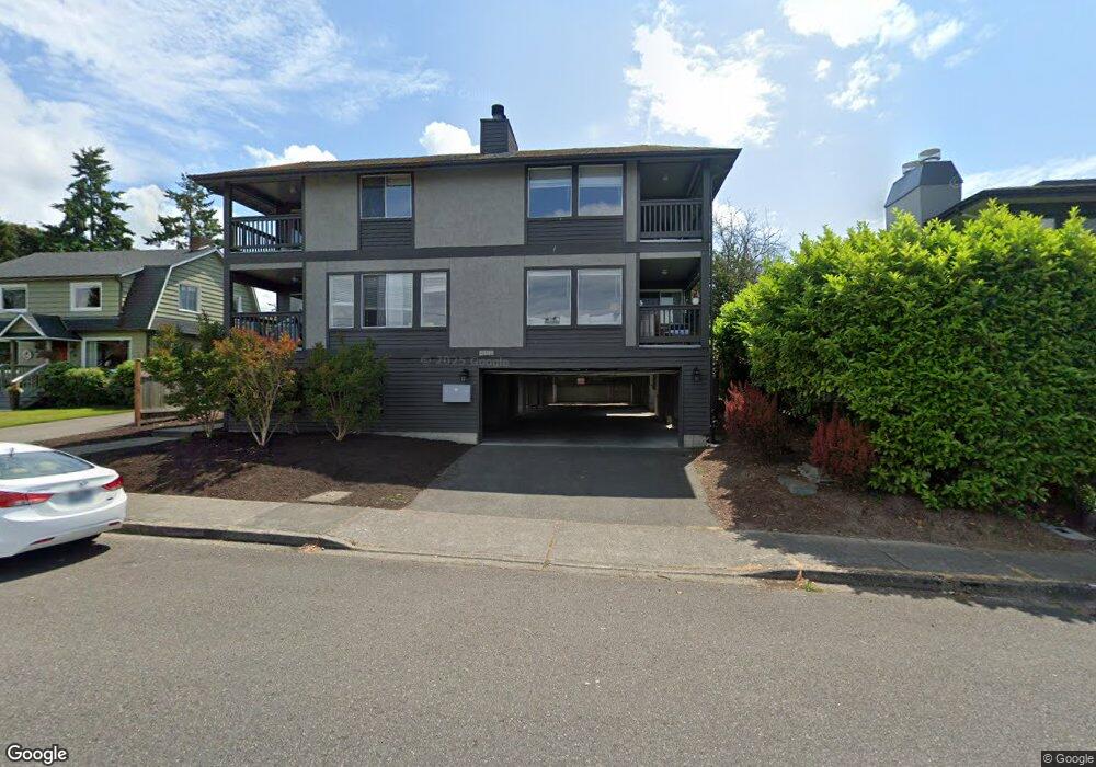 528 Pine St, Edmonds, WA 98020 - photo 1