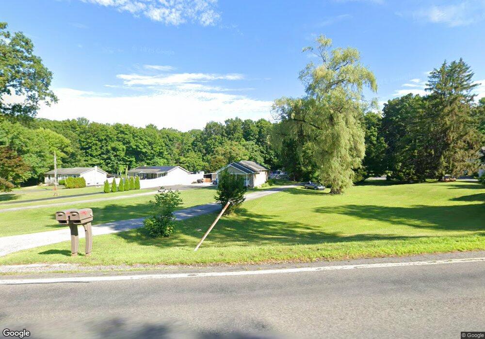 539 Salt Point Turnpike, Poughkeepsie, NY 12601 - photo 1