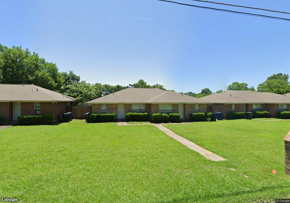 2416 W Walker St, Denison, TX 75020 - photo 1