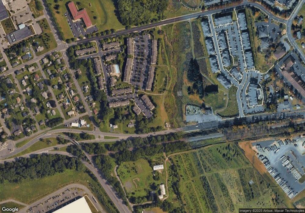 136 Limerick Ln, Phillipsburg, NJ 08865 - photo 1