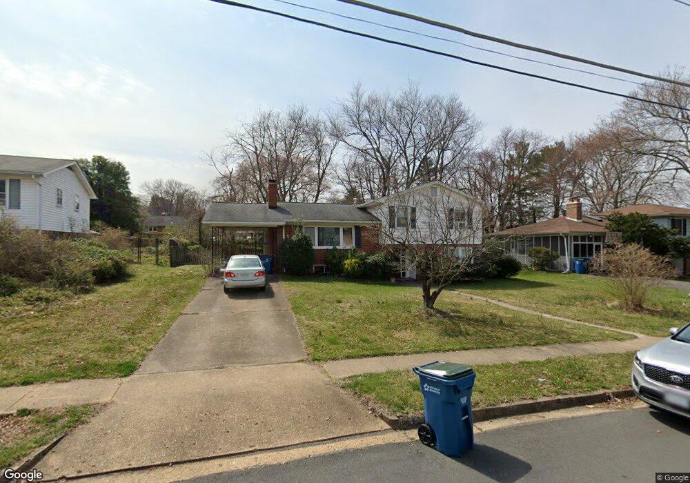 6447 Divine St, McLean, VA 22101 - photo 1