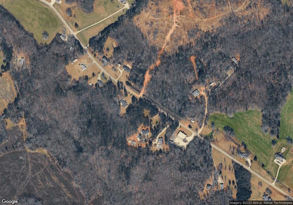 948 Silver Shoals Rd, Lula, GA 30554 - photo 1