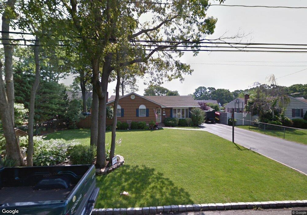 461 3rd Ave, Bayport, NY 11705 - photo 1