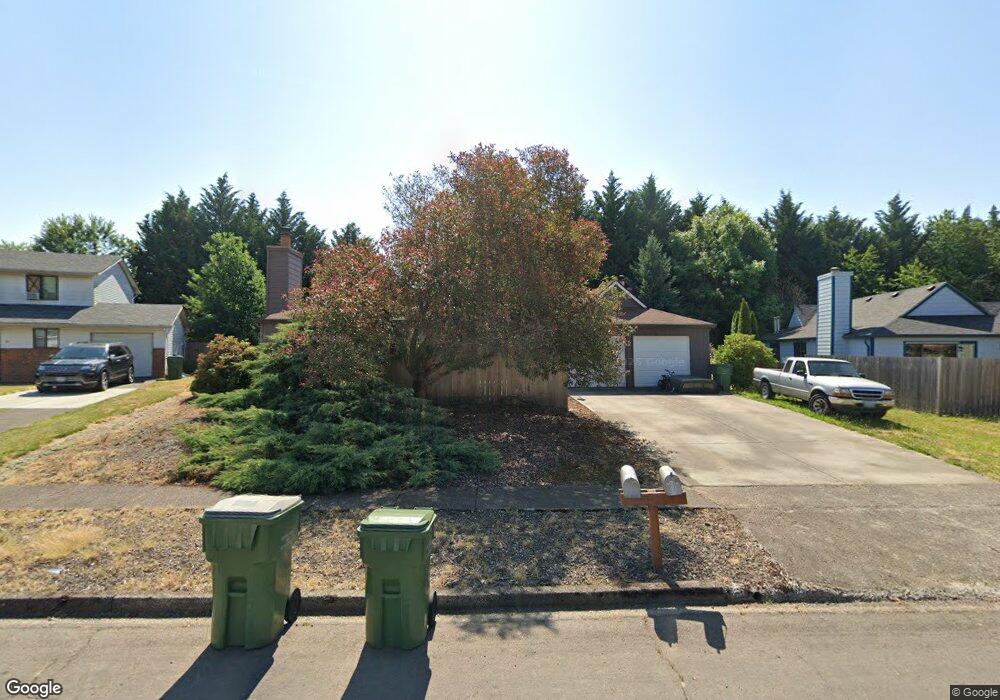 912 Charles St, Newberg, OR 97132 - photo 1