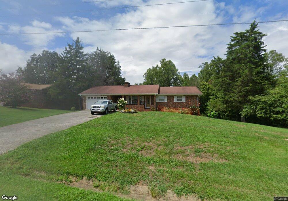 133 Cardinal Rd, Martinsville, VA 24112 - photo 1