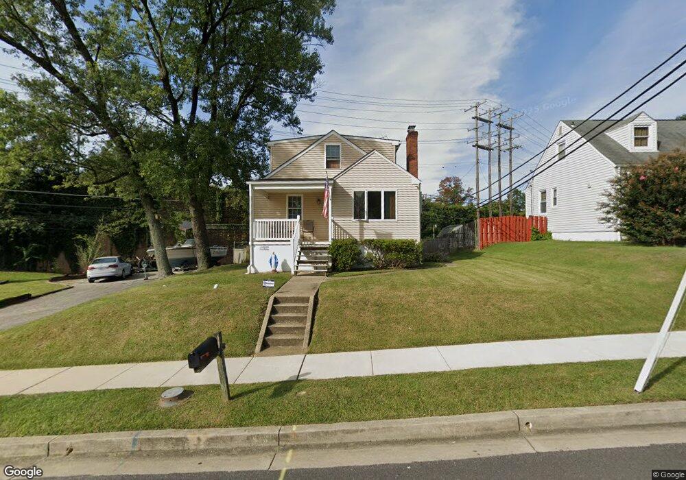 8704 Jenifer Rd, Parkville, MD 21234 - photo 1