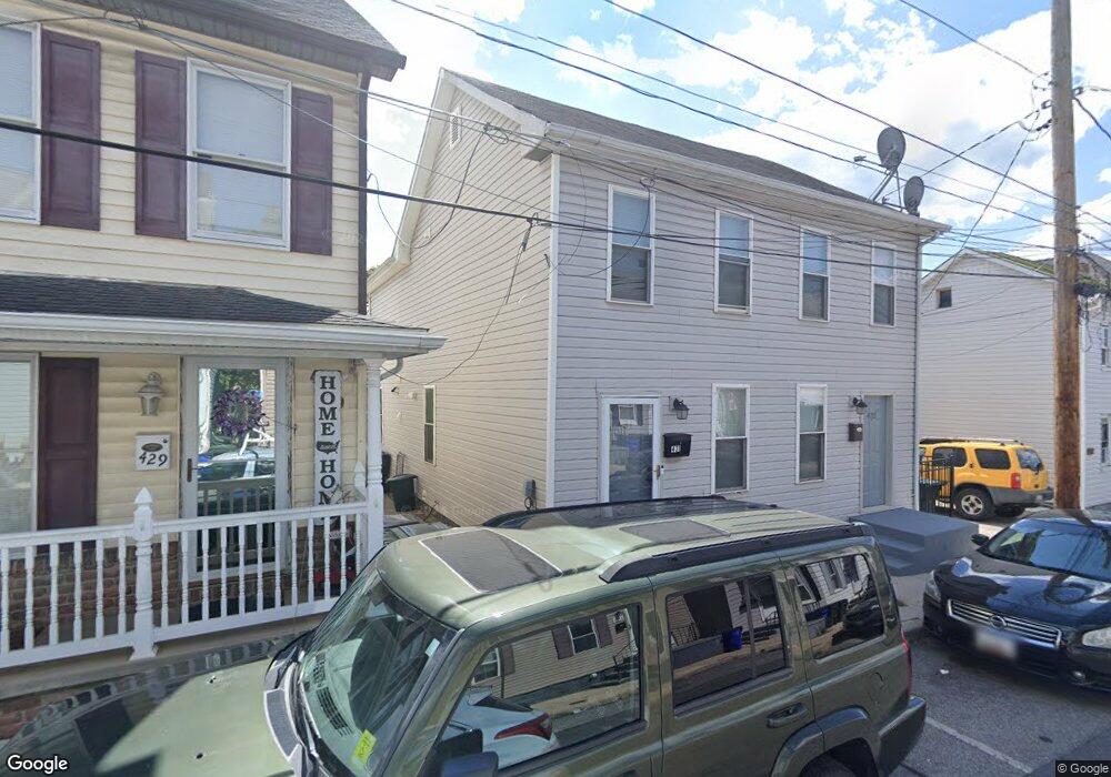 431 Mechanic St, Hagerstown, MD 21740 - photo 1