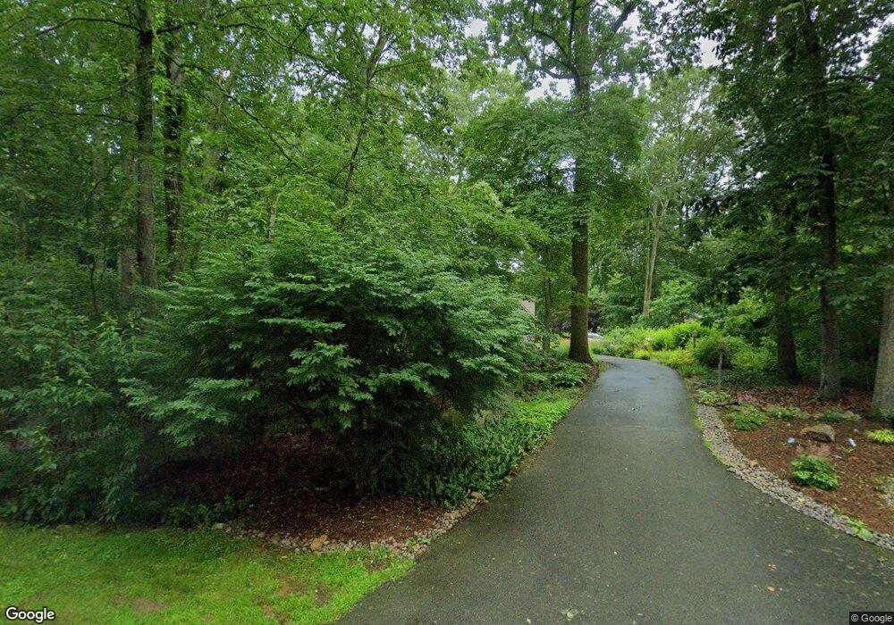 34 Hoadley Creek Cir, Guilford, CT 06437 - photo 1