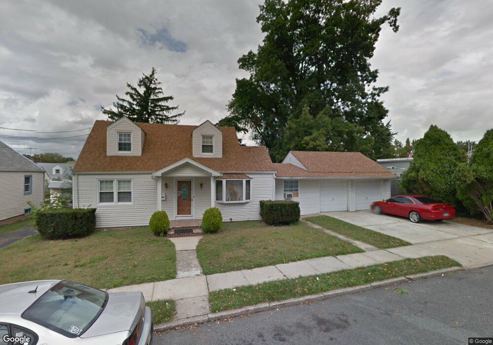 568 Krochmally Ave, Perth Amboy, NJ 08861 - photo 1