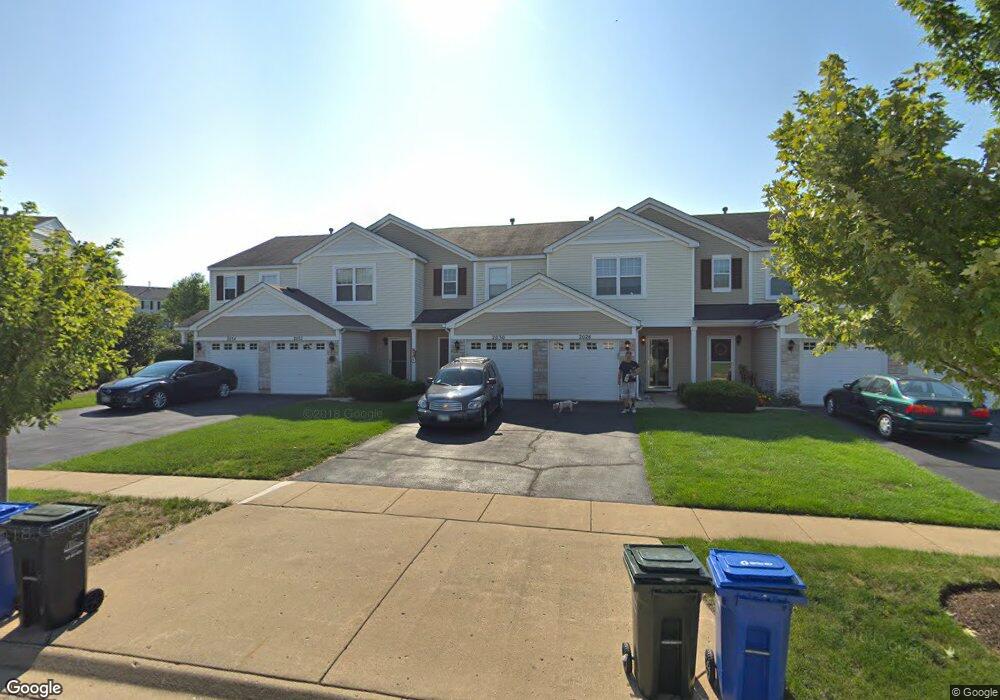 2030 Limestone Ln unit 233, Carpentersville, IL 60110 - photo 1
