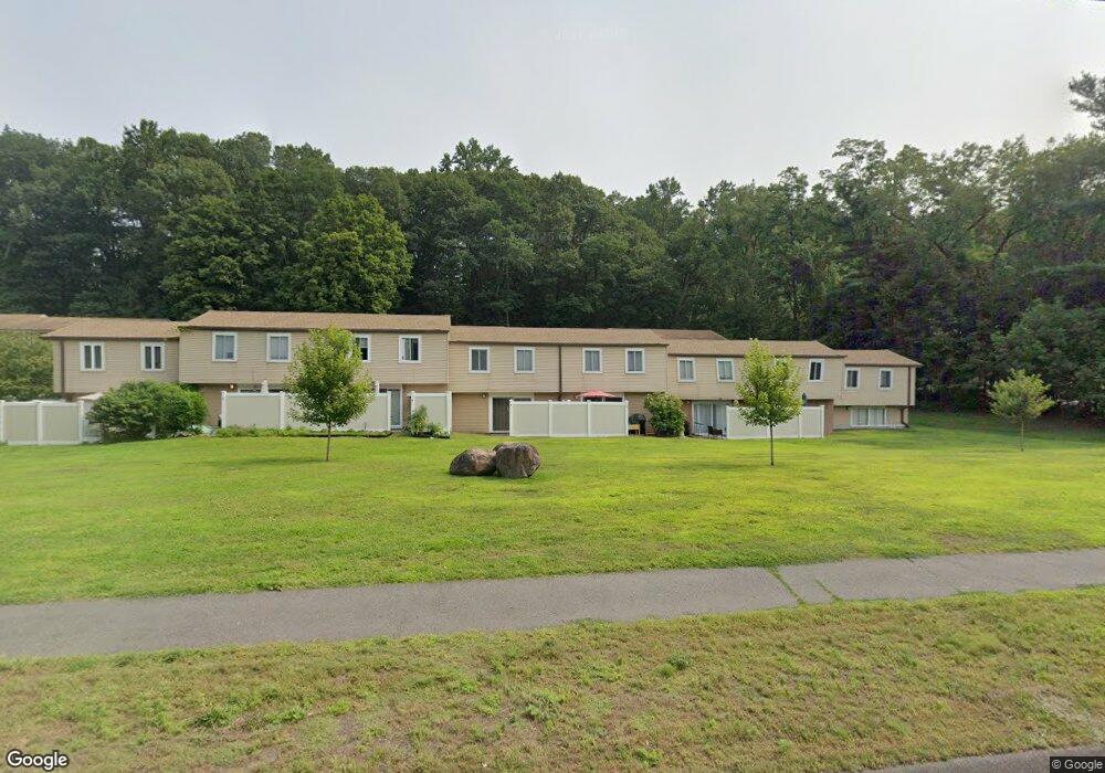 1620 Farmington Ave unit 4, Unionville, CT 06085 - photo 1