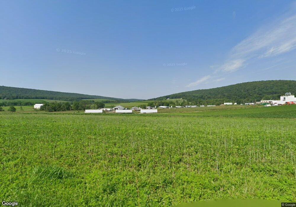 10 Pebble Ln, Tamaqua, PA 18252 - photo 1