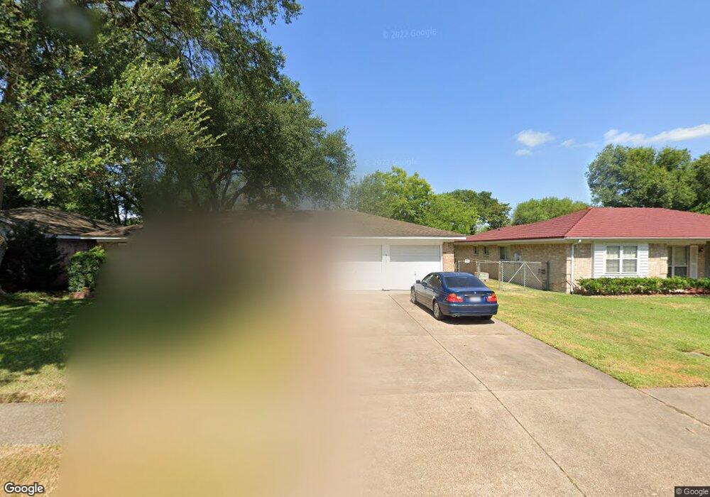 8927 Bunny Run Dr, Houston, TX 77088 - photo 1