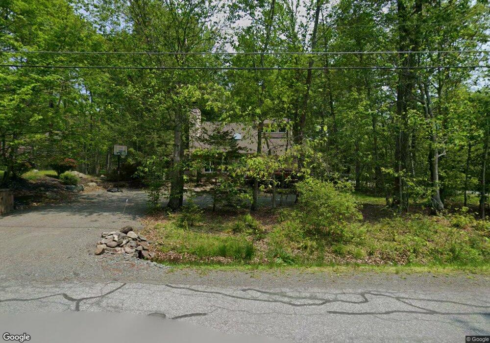 1140 Stonewall Dr, Pocono Pines, PA 18350 - photo 1