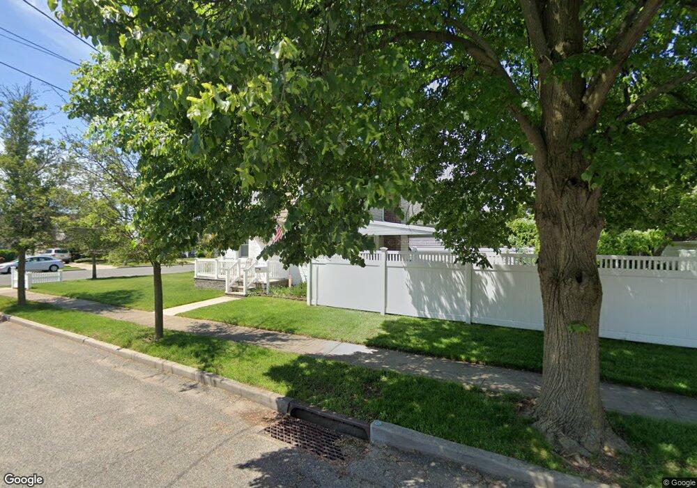 190 Rule St, Franklin Square, NY 11010 - photo 1